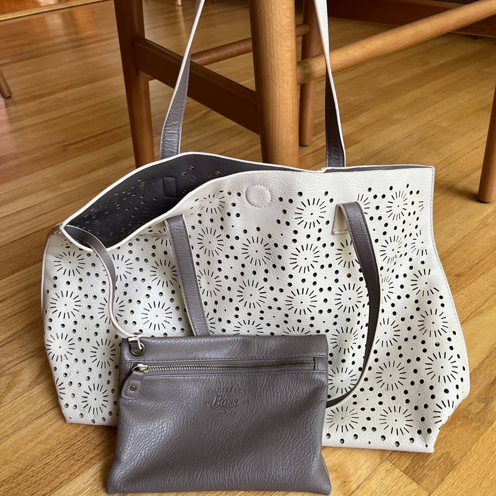 G.H. Bass Large Cream and light brown Tote Bag Set